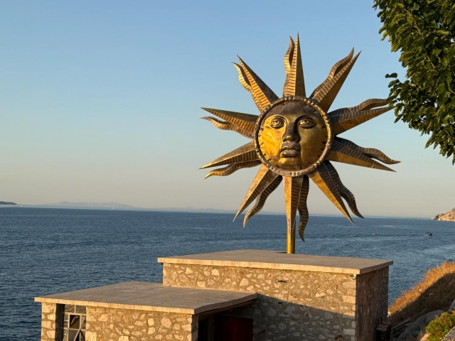 Hydra: Sanatın Gündelik Yaşamla Buluştuğu Yunan Adası