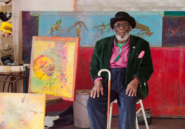 Frank Bowling Pera Müzesi’nde: Bacon ve Willing’den “Müdahaleler”