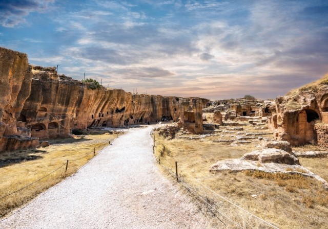 "GÖKzemin" Başlıklı 7. Mardin Bienali'nin Sanatçıları Açıklandı