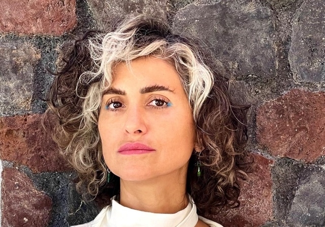 Gözlerinden Öperim: Nilbar Güreş'le Kısa Kısa