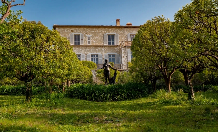 Renoir Müzesi’nde Şafak Soygunu: İki Eser Kayıp