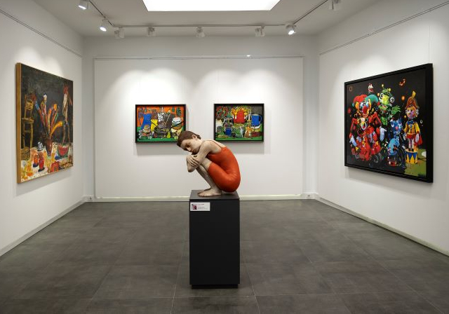 "Gündönümü" GALERİ 77'de