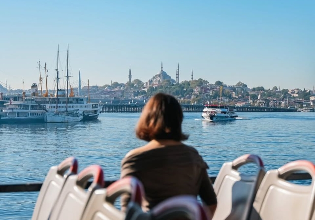Üç Ayaklı Kedi'nin Öne Çıkanları