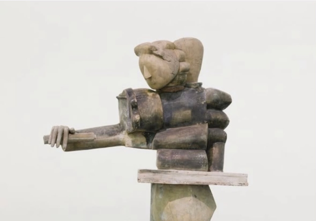 Azade Köker Museum Tinguely’de: Parçalanan Bedenler, Görünmeyen Emekler