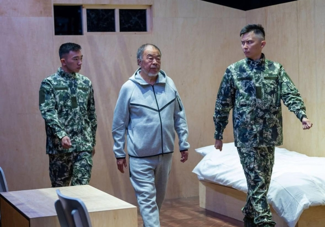 Ai Weiwei 81 Günlük Esaretini Performansa Taşıdı