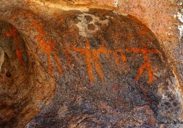 Kayanın Hafızası: Kayseri’de 6.000 Yıllık İnsan Figürleri Ortaya Çıktı  