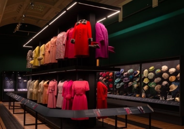 Yüz Yıllık Stil The King's Gallery'de