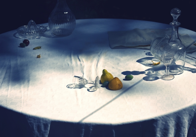 Kayıt ile Yorum Arasında: Güneş Hiç Gölge Görmedi